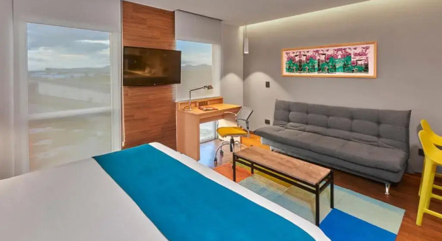 Люкс City Express Suites Silao Aeropuerto