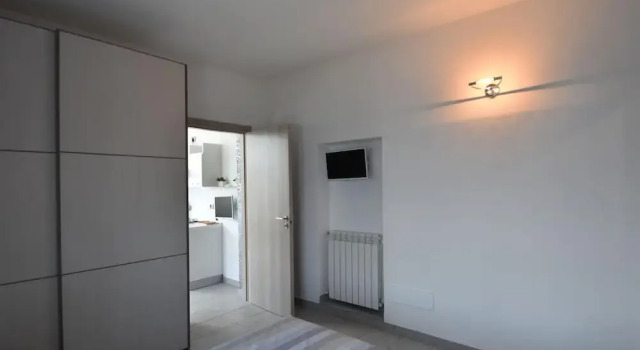 Villa in Ghiffa with Lake Maggiore Views, Buchen Sie Ferienwohnung Premeno Lago Maggiore