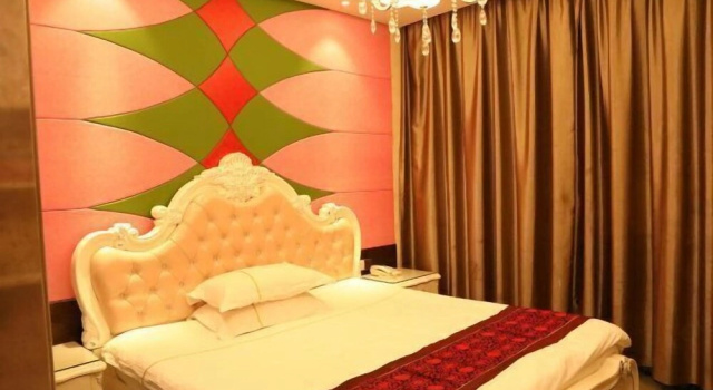 Shanghao Hotel (Yiwu Binwang Night Market)