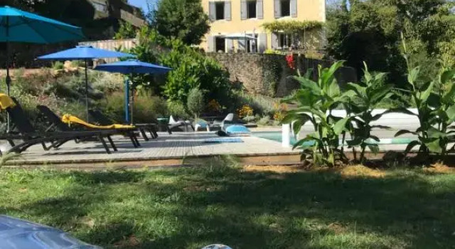 La Maison d'Élise, Rezerwuj Hotel Hotele w Dodogne Valley z basenem, Basen