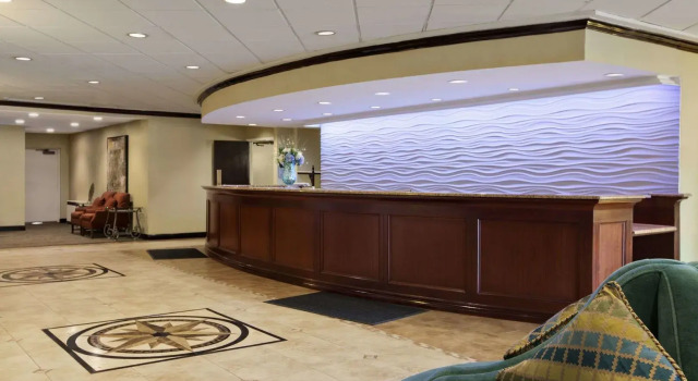 Holiday Inn - Long Island - ISLIP Arpt East, an IHG Hotel, Reserva ahora Hotel Holtsville Long Island