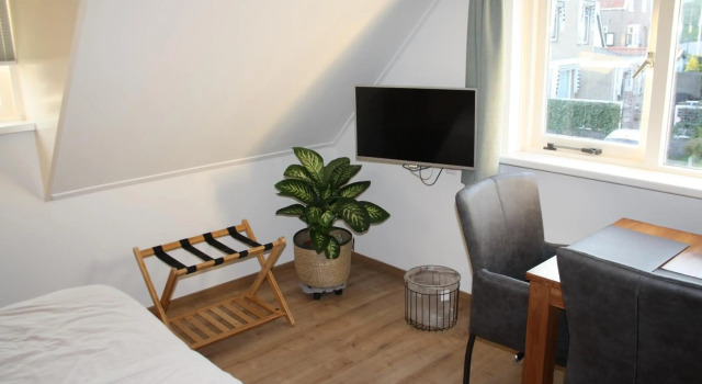 Hiltop, Book Hotel Domburg 