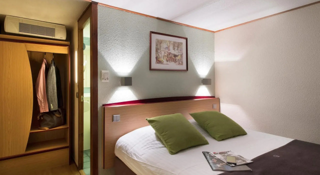 Hotel Kyriad Direct Roanne