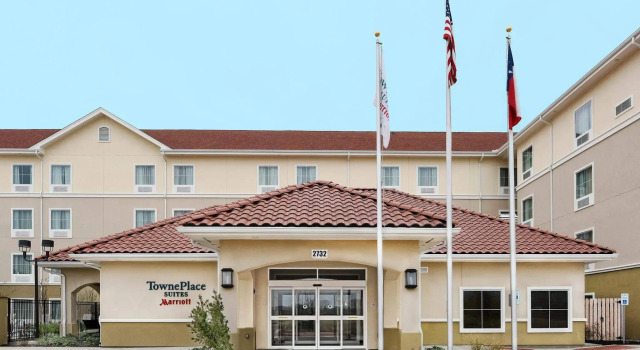 TownePlace Suites by Marriott Seguin, Забронировать Отель Сегин Greater San Antonio