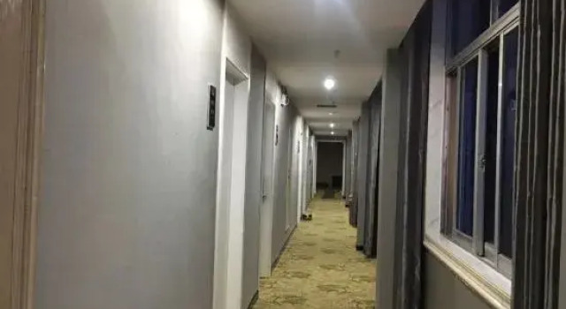 Shitai Hotel, Prenota Hotel Hotel a Chizhou con parcheggio, Parcheggio