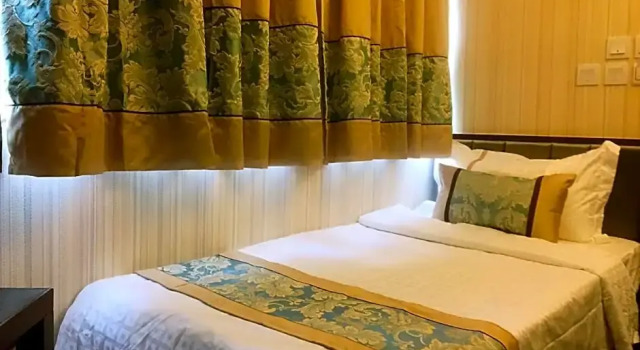 Одноместный номер Standard Seasons Hotel