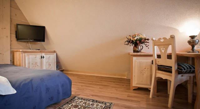 Hotel Bambi Boutique, Забронировать Бутик-отель Отели Закопане 3 звезды, рядом с Szpital Specjalistyczny Chorob Pluc, 3*