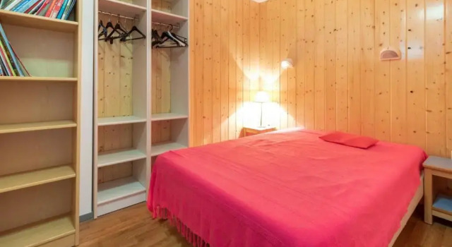 Appartement pour 8 personnes au pied des montagnes, Rezerwuj Apartament Genos Hautes-Pyrénées
