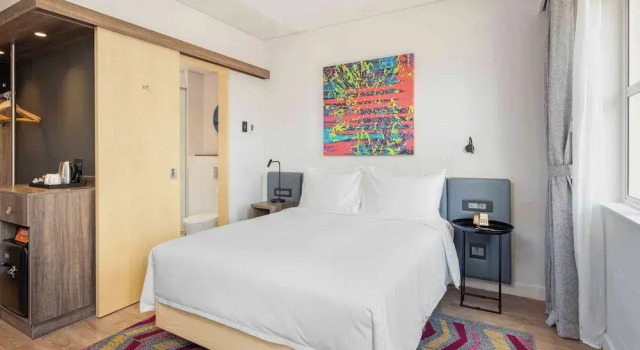 Двухместный семейный номер Standard Hampton By Hilton Sandton Grayston