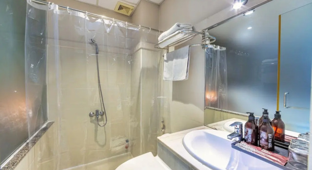 Номер Deluxe The Noble Swan Central Dong Du Hotel