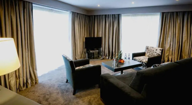 Люкс Presidential Claregalway Hotel