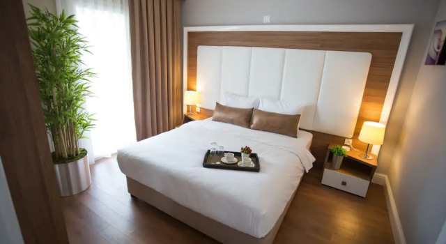 Двухместный номер Royal с балконом и с видом на город A Royal Suit Hotel