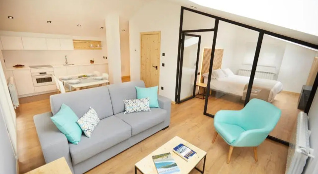 Apartamentos Arumes do Mar e Montaña - Viveiro, Book Apartment Viveiro 
