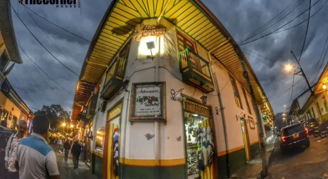 The Corner House Hostel, Rezervovat Hostel Hostely v Quindio, Hostel
