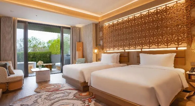 Четырёхместный номер Superior с балконом Chengdu Expo Waterfall Hotel - MGallery Collection