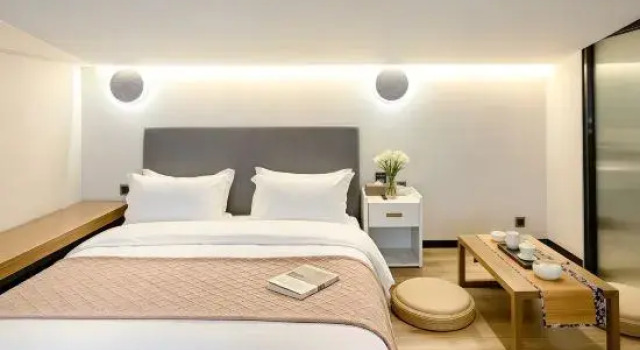 Люкс Deluxe Quanzhou Dehua Yixuan Crossing Hotel (Cidu Avenue Branch)