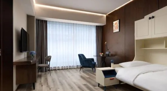 Люкс Anatole by Landison Hotel (Taizhou Central Avenue Branch)