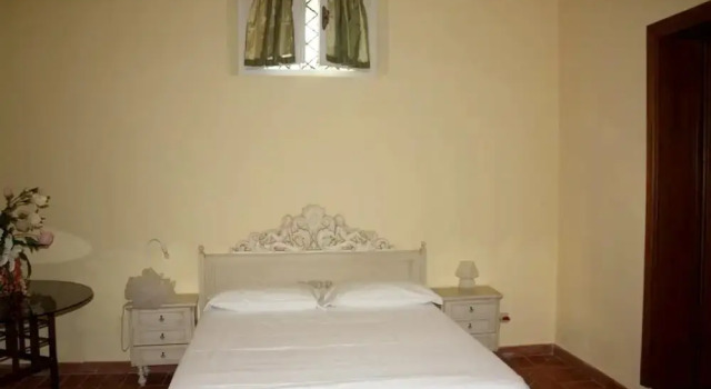 Studio in Terricciola, With Shared Pool, Enclosed Garden and Wifi, Book Hotel Terricciola Toscana