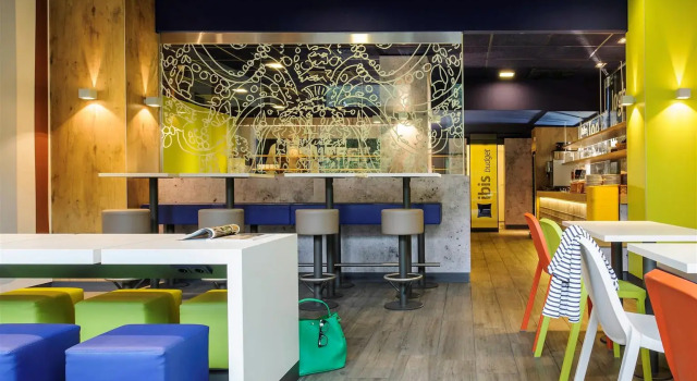 Номер Standard ibis budget Cannes Mougins