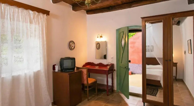 Villa De Loulia, Buchen Sie Hotel Peroulades Korfu (Insel)
