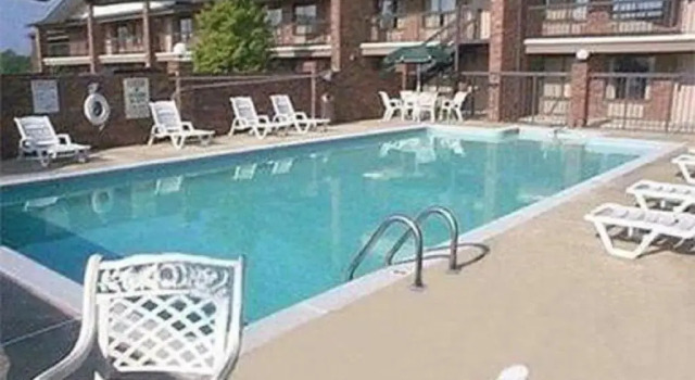 Номер Standard Days Inn by Wyndham Clanton AL