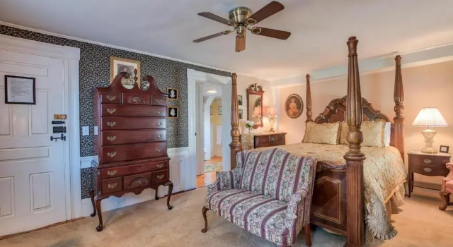 Номер Standard Holiday Guest House Bed & Breakfast