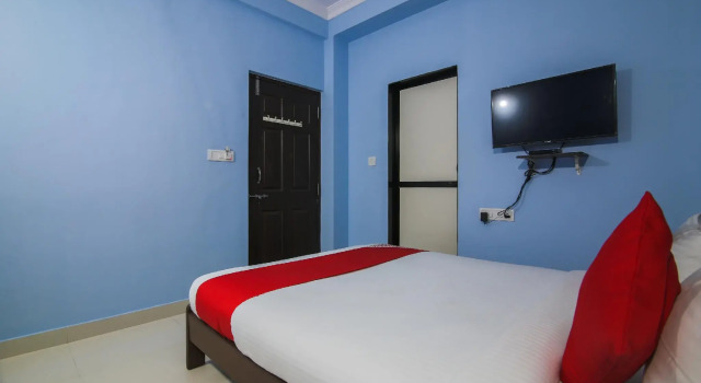 OYO 19621 Calangute Beach Holiday Inn, Prenota Hotel Calangute 