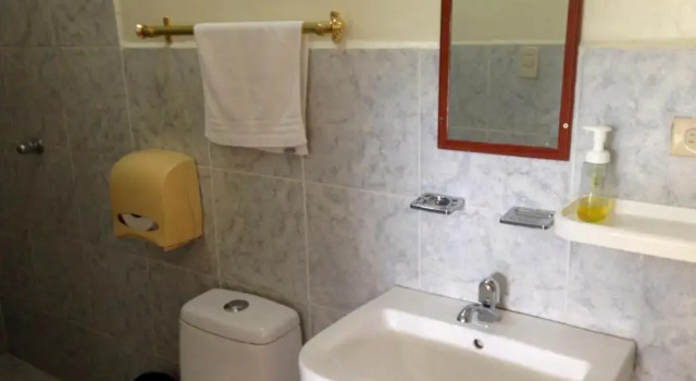 Трёхместный номер Standard Hotel MundialCity