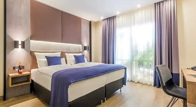 Номер Deluxe SKY Hotel Cloppenburg