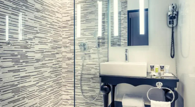 Двухместный номер Privilege Mercure Paris Arc de Triomphe Wagram