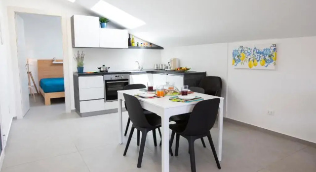 Апартаменты Appartamenti in Villa Nature con vista mare e monti
