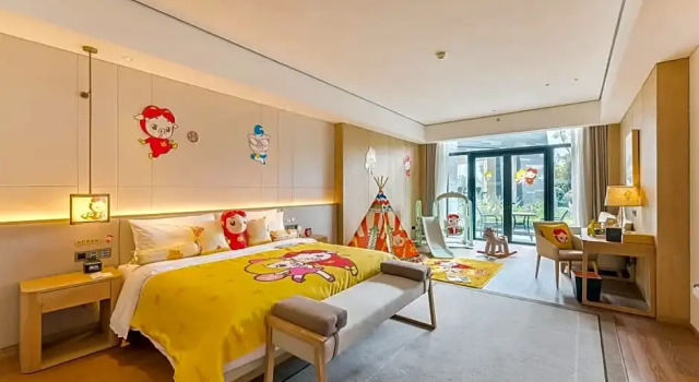 Двухместный семейный номер Standard Le Meridien Emei Mountain Resort