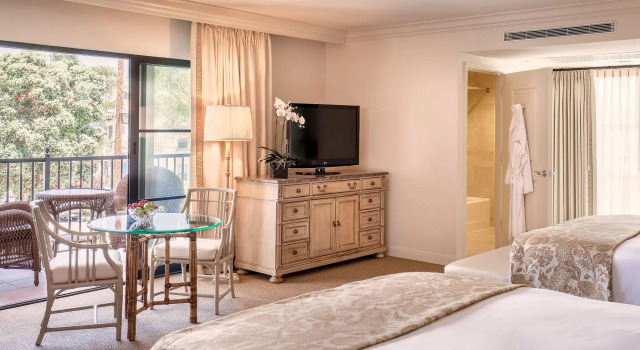 Santa Barbara Inn, Забронировать Отель Отели Санта-Барбара 4 звезды, 4*