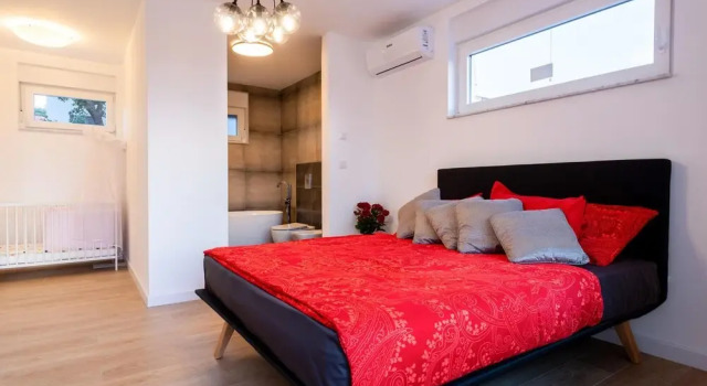 Beautiful Home in Klimno With Sauna, Wifi and 4 Bedrooms, Varaa Hotelli Hotellit Kvarner Islands uima-altaalla, Uima-allas