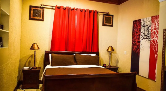 Апартаменты Deluxe Brownstone Marlin Drive