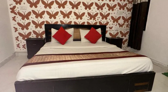 Roomshala 032 Silver Key Sector 9, Забронировать Отель район Дварка Нью-Дели