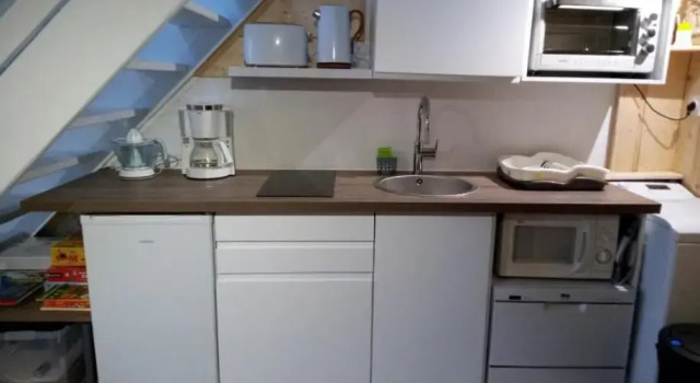 Joli petit appartement au calme, refait à neuf, avec linge de maison fourni, Rezervasyon Daire Pyrenees National Park otoparklı oteller, Otopark