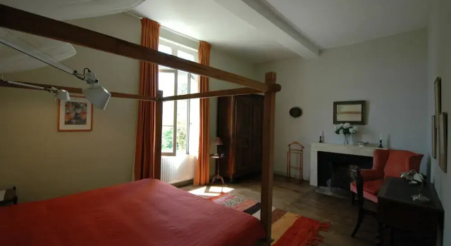 Chateau le Tour, Prenota Hotel Faux Red Perigord