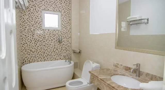 Семейный номер Standard с видом на бассейн Hotel MaRailiS Mangalia