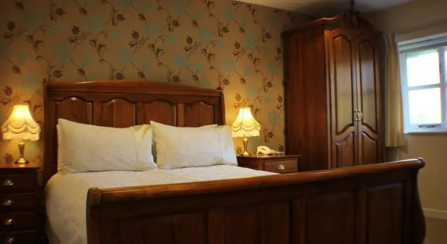 Люкс Rose in Vale Country House Hotel