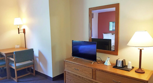 Двухместный люкс Motel 6 Norway MI