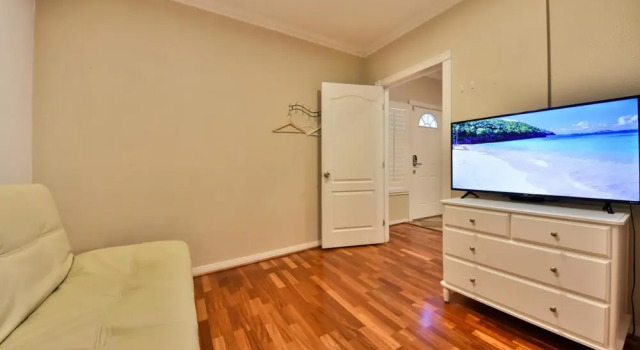 Spacious 2BD Home Next to Disneyland - Sleeps 6