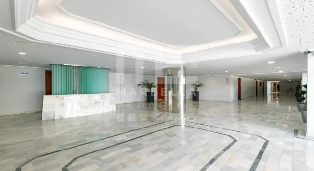 751, Renovated 1 Bedroom Apartment, Second Line Of The Beach, Wifi, Parking