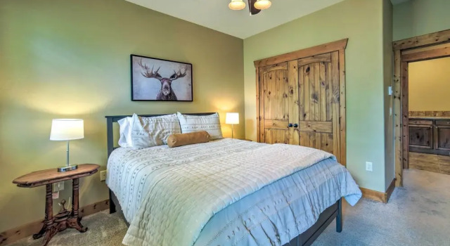 Cozy Driggs Condo ~ 40 Mi to Grand Teton NP!, Prenota Hotel Driggs Grand Targhee