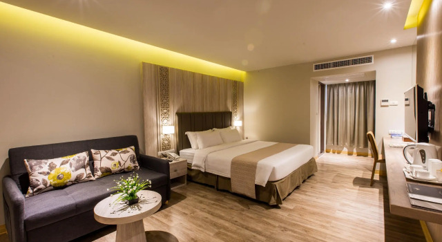Номер Deluxe S.D. Avenue Hotel
