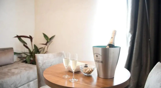 Люкс Gasometer Urban Suites