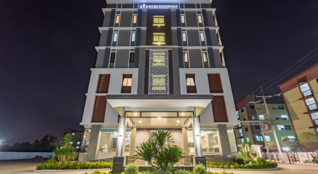 Grand Inter Hotel, Rezervovat Hotel Hotely v Central Thailand s parkováním, Parkování