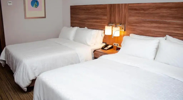 Четырёхместный номер Standard Holiday Inn Express Guaymas by IHG