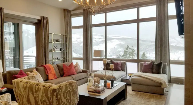 Gorgeous Five Bedroom Penthouse in the Heart of Park City 5 Apartment Hotel by RedAwning, Varaa Huoneisto Park City 
