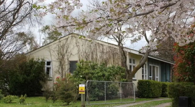 6 Scarborough Tce